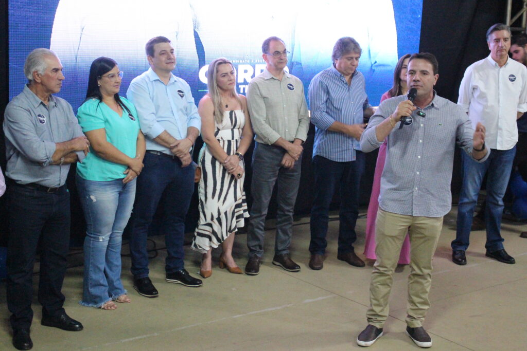 Gordo da Tigre e Pipoca fazem lançamento de pré-candidaturas a prefeito e vice em Caarapó