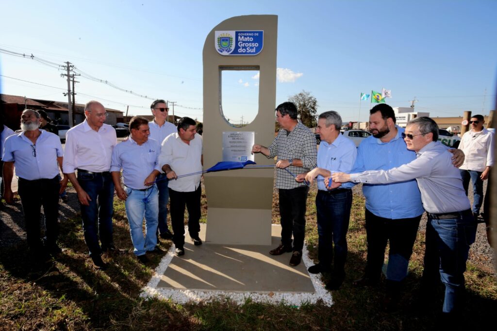 Governo de MS inaugura Estrada do 21, Rodovia do Turismo e obras em infraestrutura e saneamento em Bonito