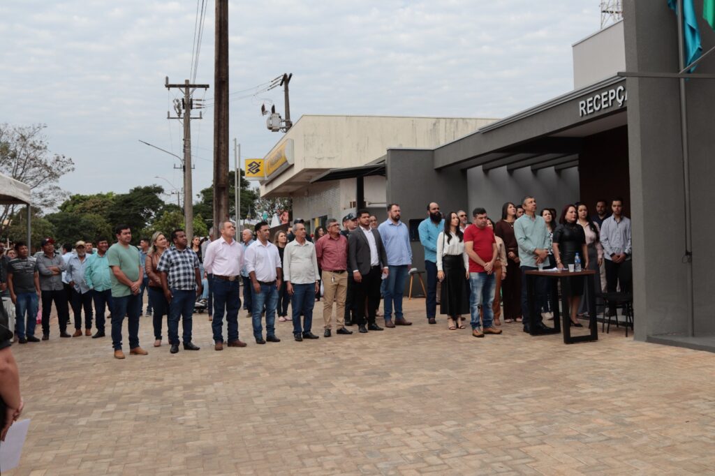 Vereadores de Paranhos inauguraram uma das maiores Câmaras Municipais do interior de Mato Grosso do Sul