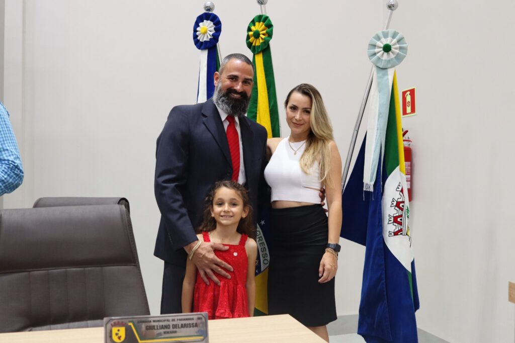 Vereadores de Paranhos inauguraram uma das maiores Câmaras Municipais do interior de Mato Grosso do Sul