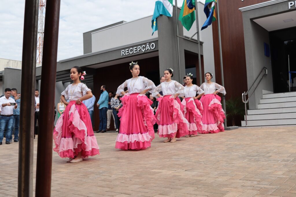 Vereadores de Paranhos inauguraram uma das maiores Câmaras Municipais do interior de Mato Grosso do Sul