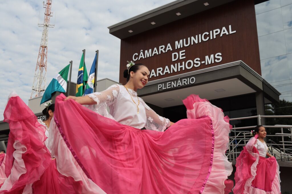 Vereadores de Paranhos inauguraram uma das maiores Câmaras Municipais do interior de Mato Grosso do Sul