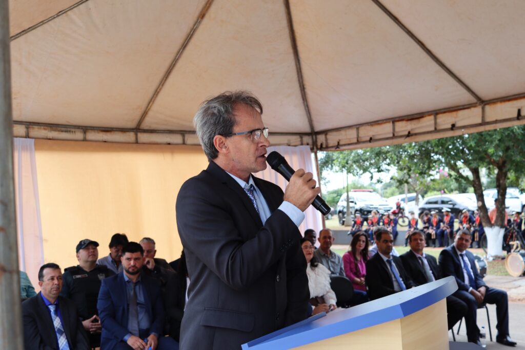 Vereadores de Paranhos inauguraram uma das maiores Câmaras Municipais do interior de Mato Grosso do Sul