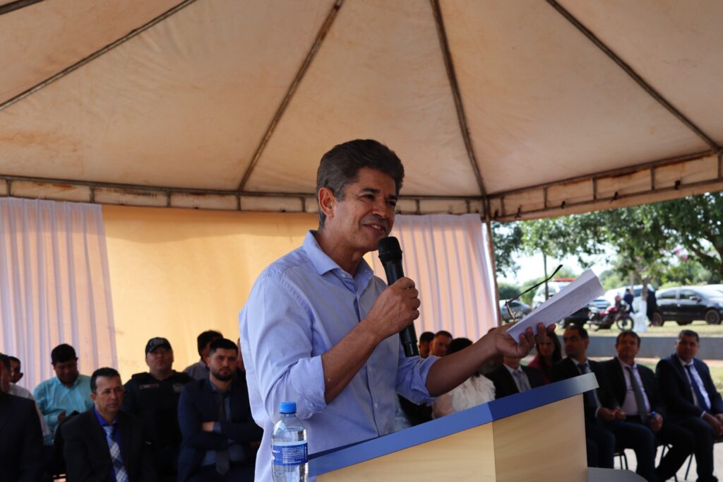 Vereadores de Paranhos inauguraram uma das maiores Câmaras Municipais do interior de Mato Grosso do Sul