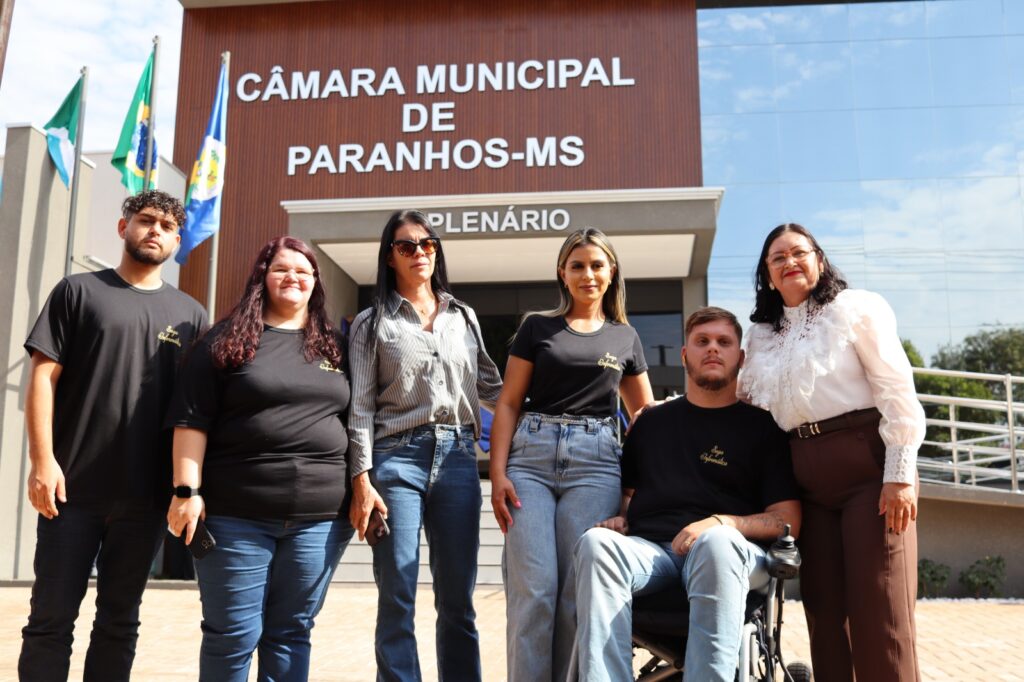 Vereadores de Paranhos inauguraram uma das maiores Câmaras Municipais do interior de Mato Grosso do Sul nesta sexta-feira (5)