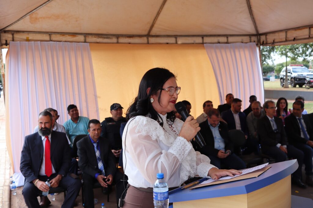 Vereadores de Paranhos inauguraram uma das maiores Câmaras Municipais do interior de Mato Grosso do Sul