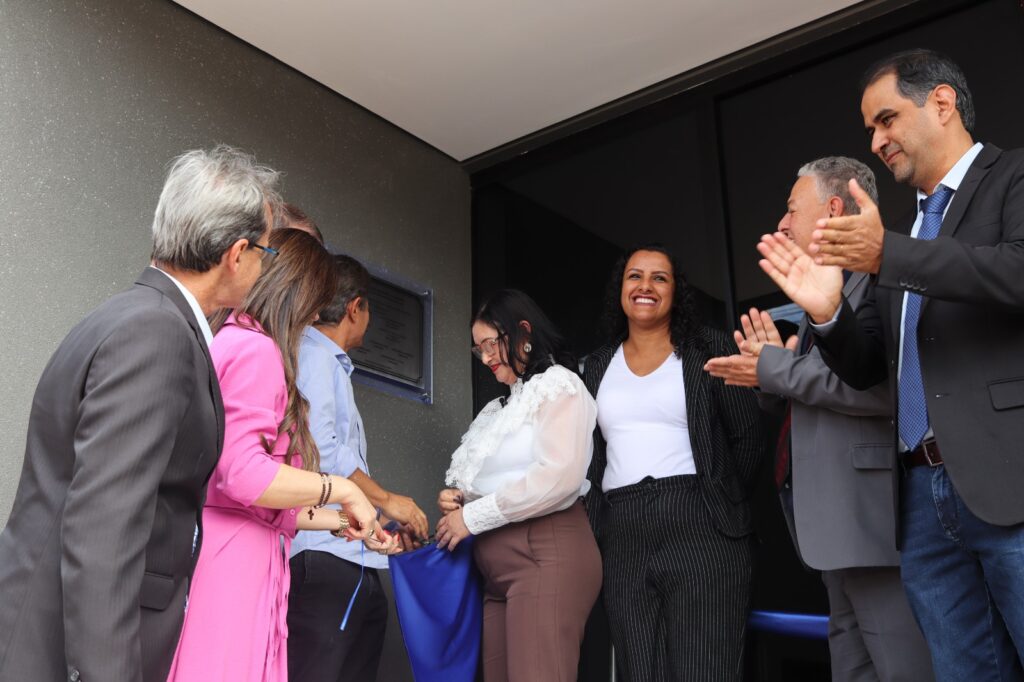 Vereadores de Paranhos inauguraram uma das maiores Câmaras Municipais do interior de Mato Grosso do Sul