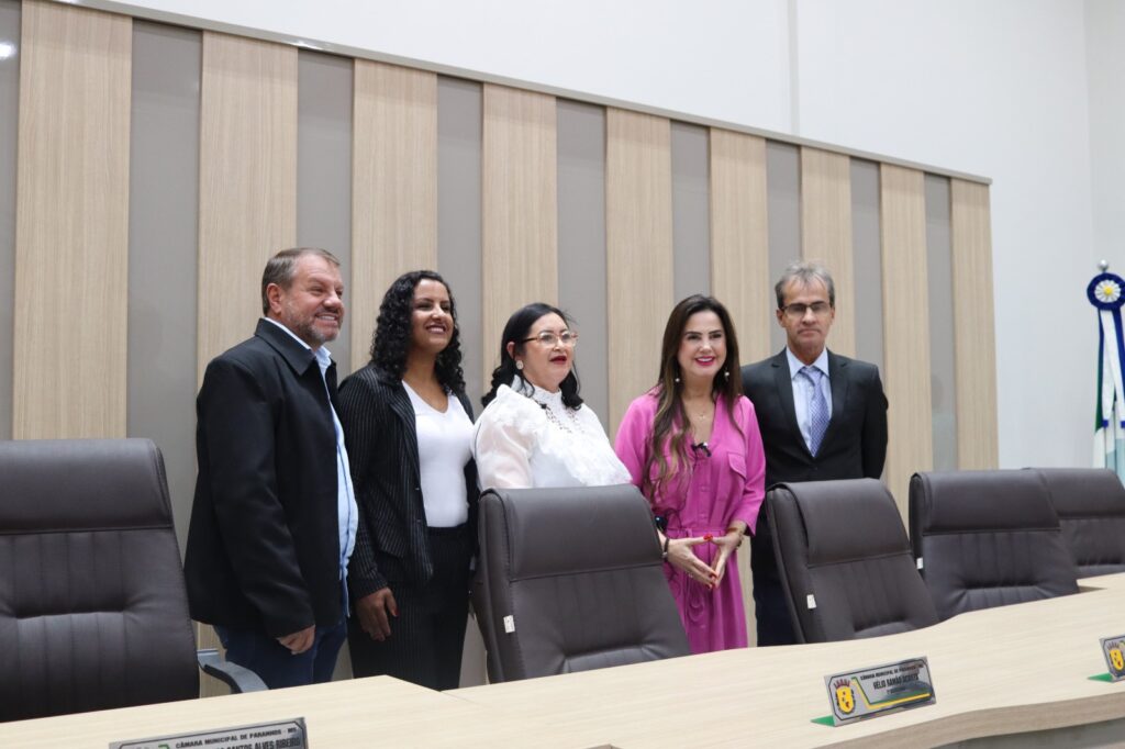 Vereadores de Paranhos inauguraram uma das maiores Câmaras Municipais do interior de Mato Grosso do Sul