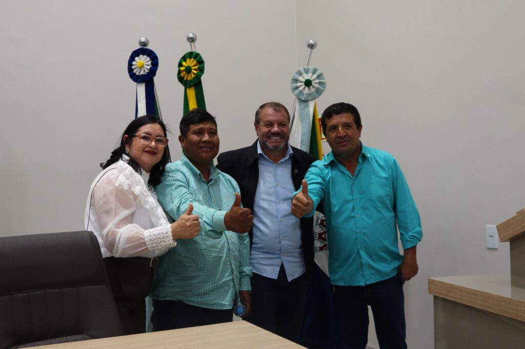 Vereadores de Paranhos inauguraram uma das maiores Câmaras Municipais do interior de Mato Grosso do Sul