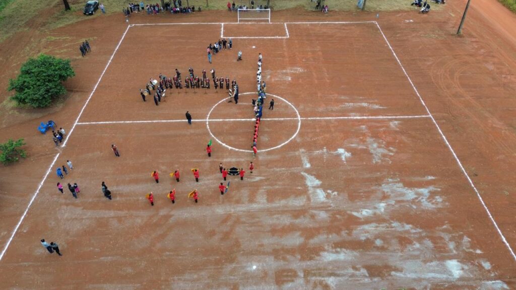 Prefeitura de Paranhos promoveu a abertura do Campeonato Rural de Futebol Suíço "Oscar Peixer"