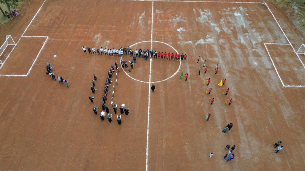 Prefeitura de Paranhos promoveu a abertura do Campeonato Rural de Futebol Suíço "Oscar Peixer"