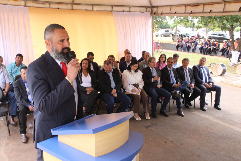 Inauguração da nova sede da Câmara Municipal de Paranhos