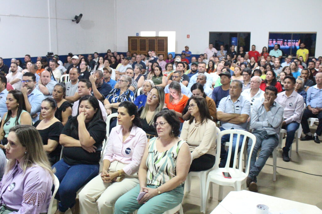 Gordo da Tigre e Pipoca fazem lançamento de pré-candidaturas a prefeito e vice em Caarapó