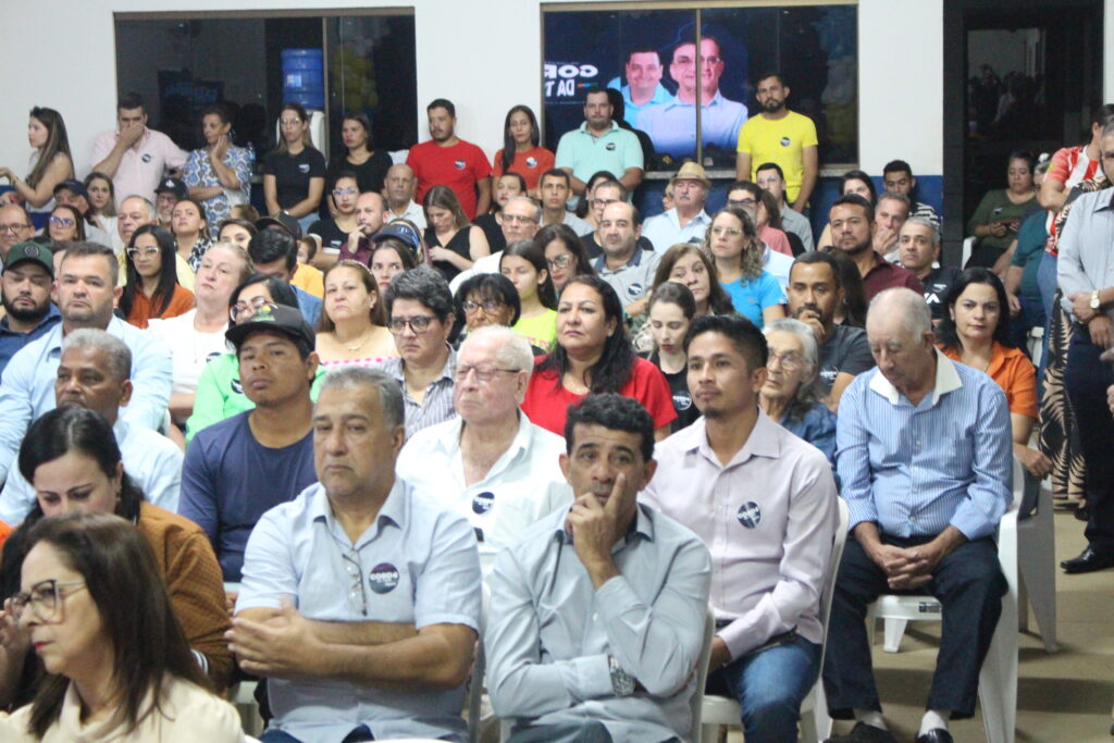 Gordo da Tigre e Pipoca fazem lançamento de pré-candidaturas a prefeito e vice em Caarapó