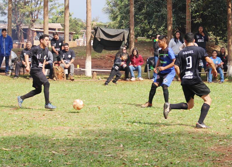 1º Campeonato Rural Sonho Meu de Suíço define campeões no Querência em Amambai