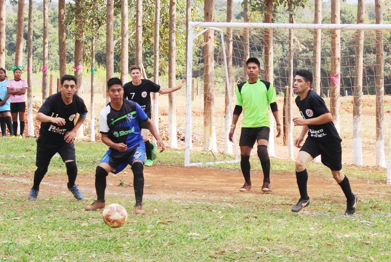 1º Campeonato Rural Sonho Meu de Suíço define campeões no Querência em Amambai