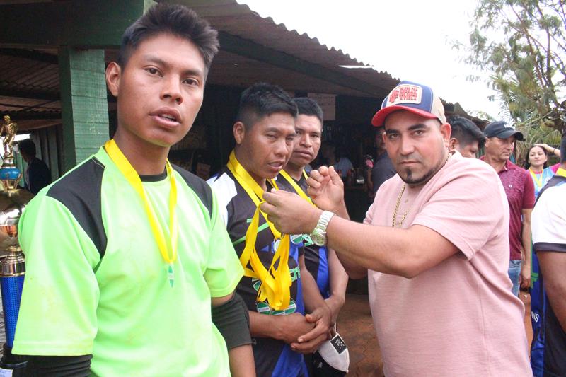 1º Campeonato Rural Sonho Meu de Suíço define campeões no Querência em Amambai