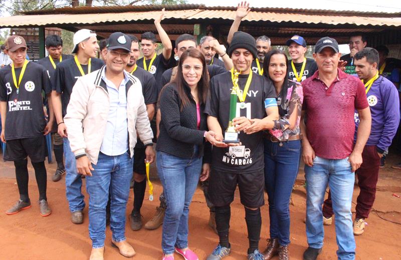 1º Campeonato Rural Sonho Meu de Suíço define campeões no Querência em Amambai