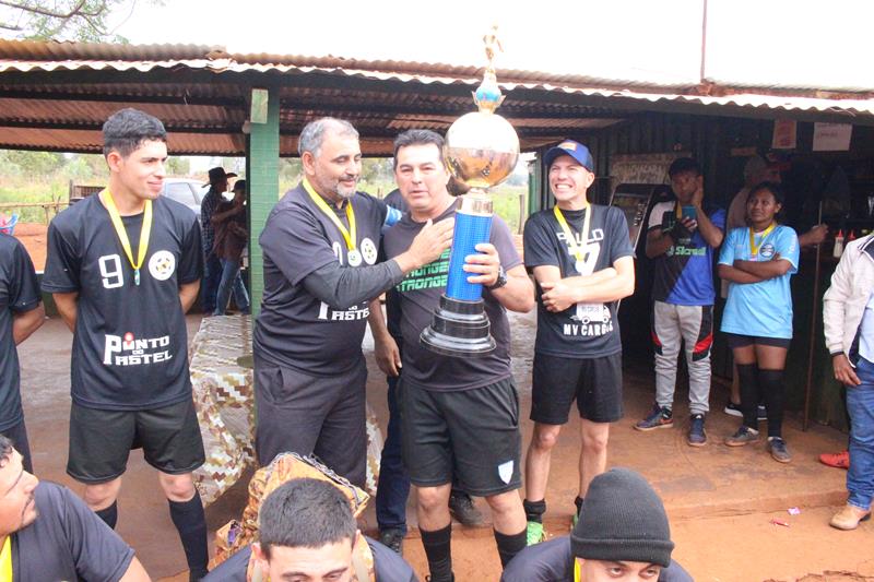 1º Campeonato Rural Sonho Meu de Suíço define campeões no Querência em Amambai