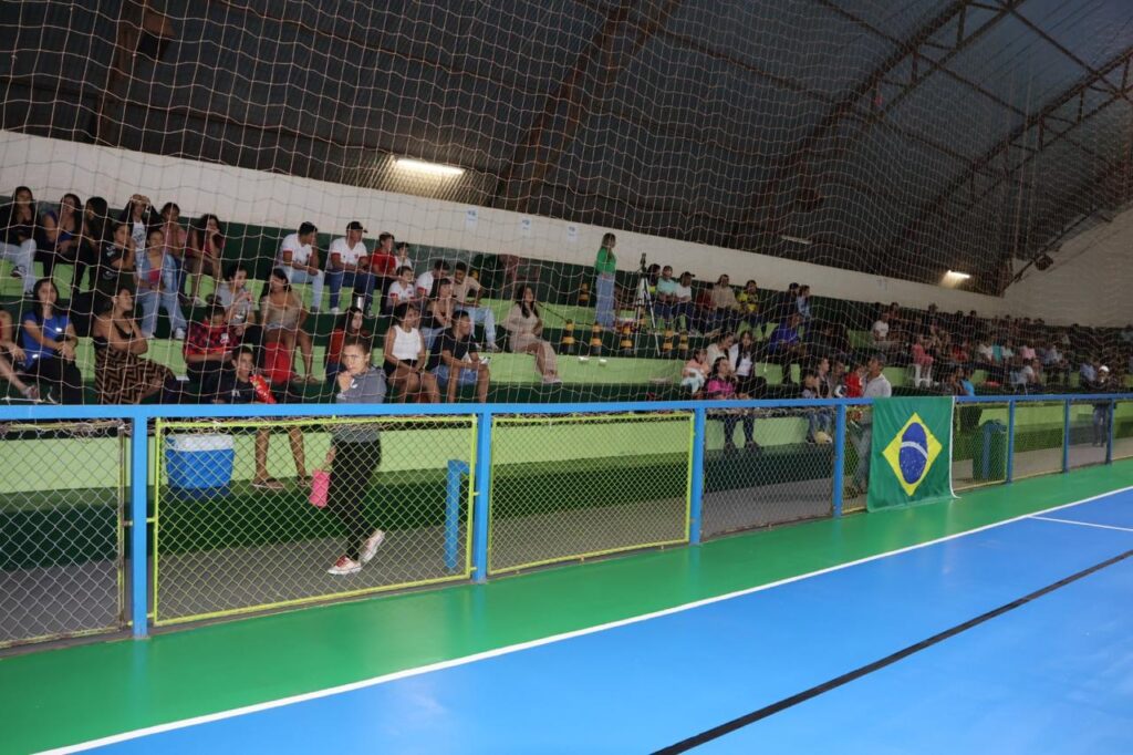 Paranhos abre com sucesso a 26ª Copa Inverno de Futsal “Marcos Peres”