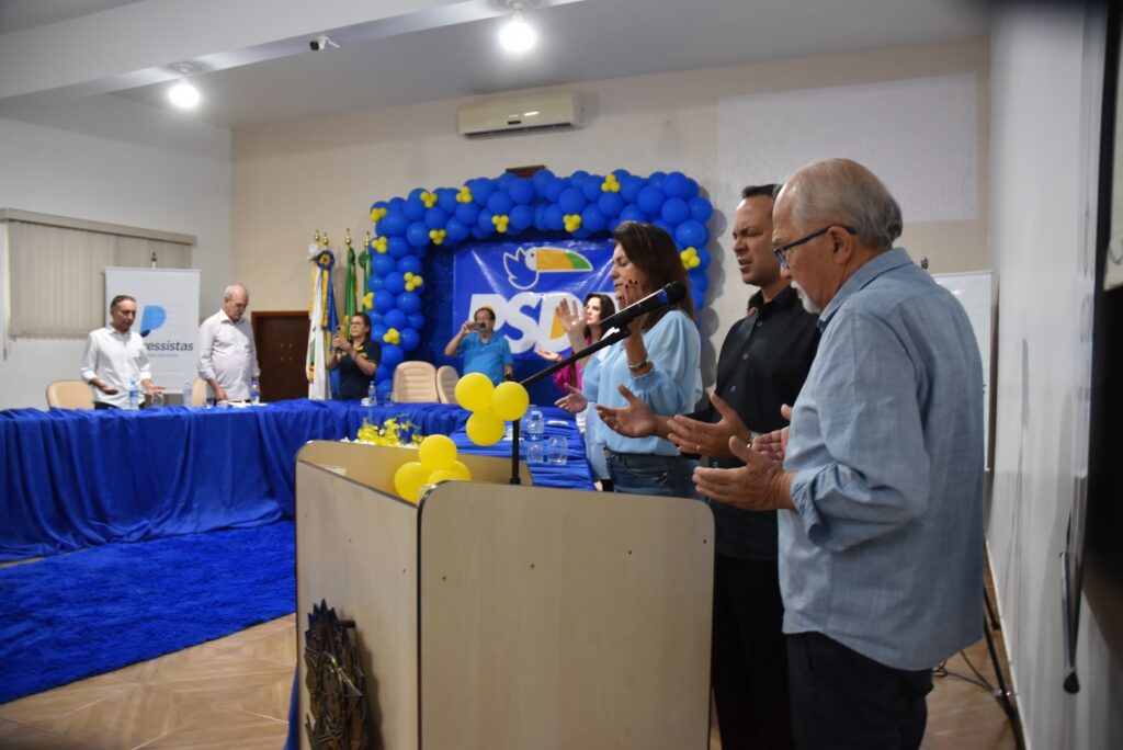 Convenção do PSDB em Iguatemi oficializa Dr. Lídio à reeleição, com Dra. Patrícia como vice