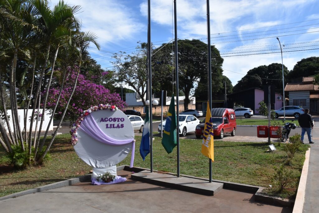 Prefeitura de Iguatemi realiza ato em alusão ao Agosto Lilás, que combate a violência contra a mulher