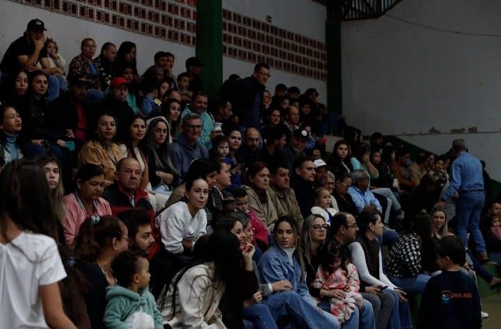 Jogos escolares de Sete Quedas registram recorde de público