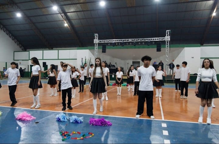 Jogos escolares de Sete Quedas registram recorde de público