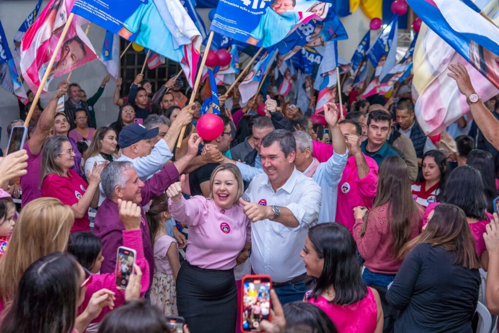 Em Amambai Eduardo Riedel declara apoio incondicional a Janete Córdoba e Zezinho do CTG para prefeita e vice