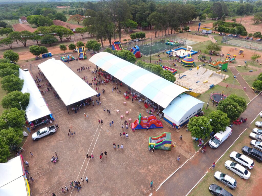 4ª edição da Praça da Alegria reúne aproximadamente 3 mil crianças na Praça João Francisco Lopes