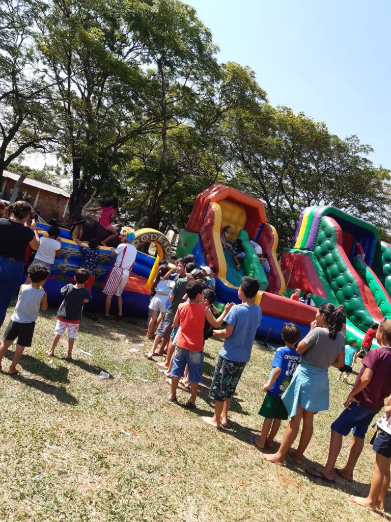 Projeto voluntário promove dia de diversão para crianças em Coronel Sapucaia neste domingo (20)