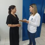 Prefeito Dr. Bandeira comemora entrega de tablets e camisetas para Agentes Comunitários de Saúde e de Endemias