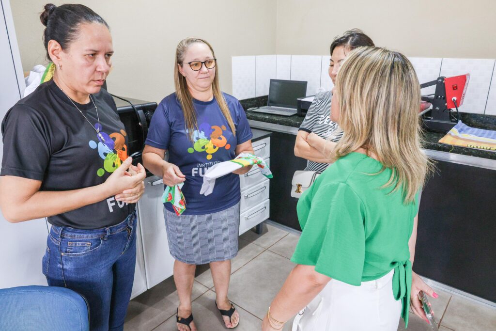 Lia Nogueira fortalece mulheres de Dourados com emenda para o Instituto Fuziy