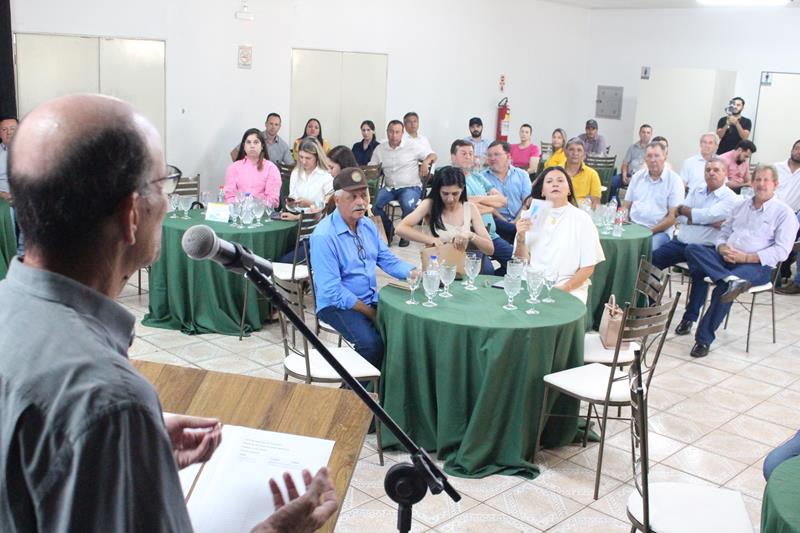 Roda de Conversa reuniu prefeitos e vice-prefeitos eleitos e reeleitos de 17 municípios em Amambai