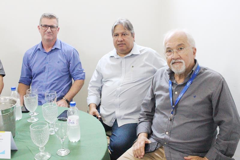 Roda de Conversa reuniu prefeitos e vice-prefeitos eleitos e reeleitos de 17 municípios em Amambai