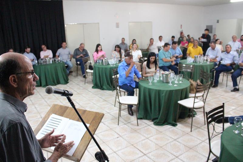 Roda de Conversa reuniu prefeitos e vice-prefeitos eleitos e reeleitos de 17 municípios em Amambai