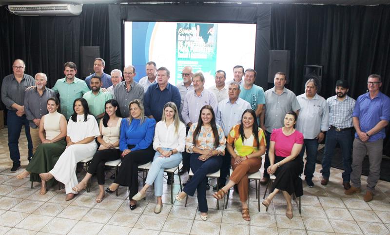 Roda de Conversa reuniu prefeitos e vice-prefeitos eleitos e reeleitos de 17 municípios em Amambai