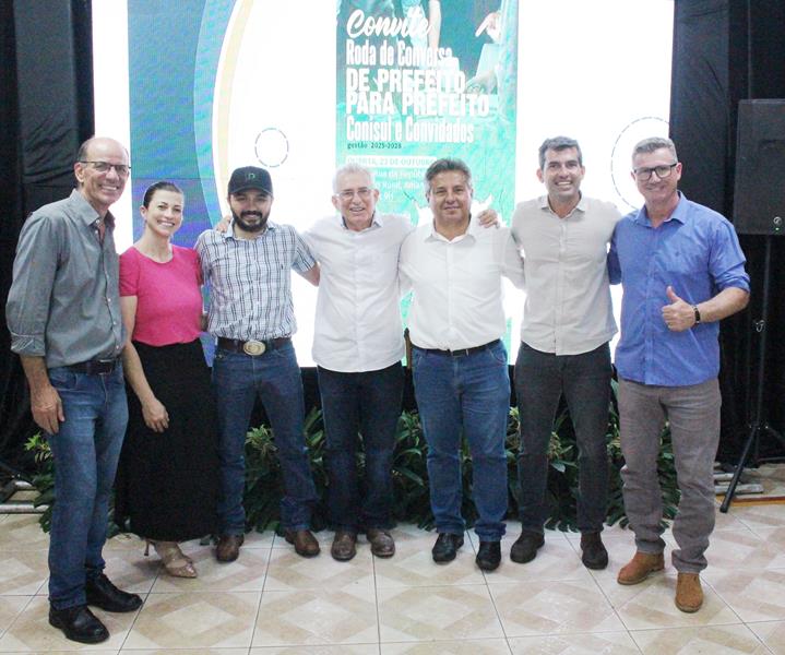 Roda de Conversa reuniu prefeitos e vice-prefeitos eleitos e reeleitos de 17 municípios em Amambai