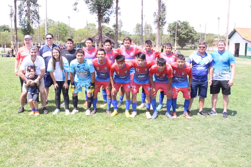 Fazenda Flamboyant/Intech Telecom faz 4x1 na final e é campeã da Copa Cidade Crepúsculo 2024 em Amambai