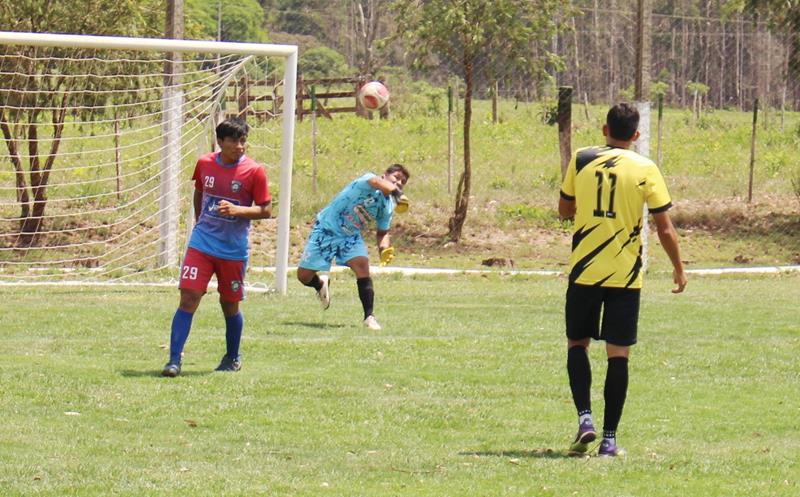 Fazenda Flamboyant/Intech Telecom faz 4x1 na final e é campeã da Copa Cidade Crepúsculo 2024 em Amambai