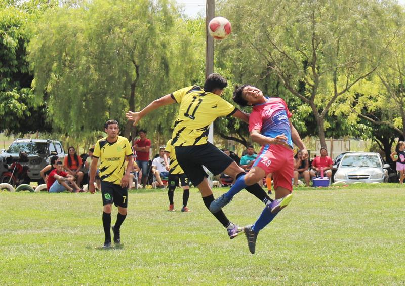 Fazenda Flamboyant/Intech Telecom faz 4x1 na final e é campeã da Copa Cidade Crepúsculo 2024 em Amambai