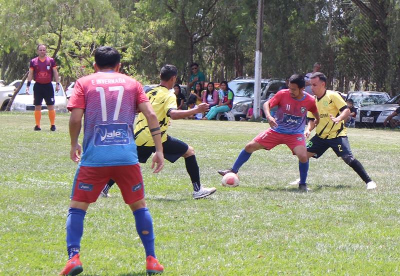 Final da Copa Cidade Crepúsculo de Futebol Suíço 2024 em Amambai