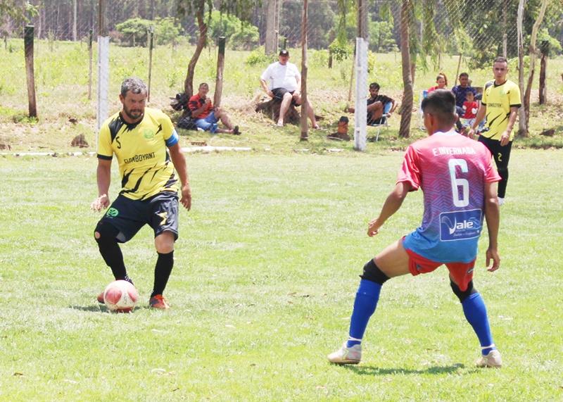 Fazenda Flamboyant/Intech Telecom faz 4x1 na final e é campeã da Copa Cidade Crepúsculo 2024 em Amambai