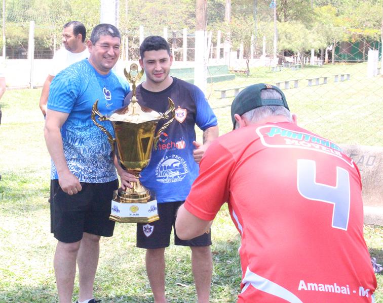 Fazenda Flamboyant/Intech Telecom faz 4x1 na final e é campeã da Copa Cidade Crepúsculo 2024 em Amambai