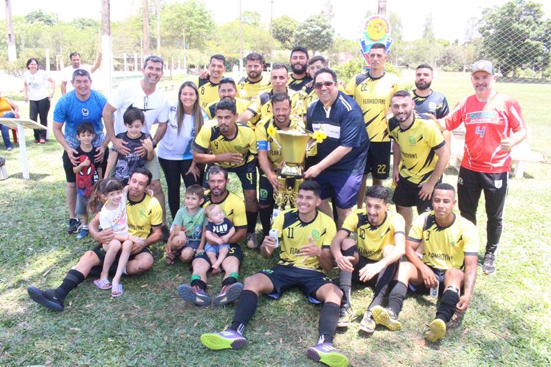 Fazenda Flamboyant/Intech Telecom faz 4x1 na final e é campeã da Copa Cidade Crepúsculo 2024 em Amambai