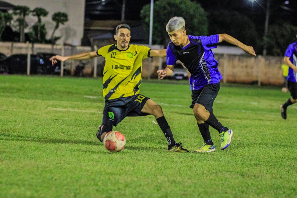 Copa Cidade Crepúsculo de Suíço define finalistas nesta quinta em Amambai