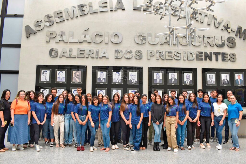 Projeto educacional em Paranhos prepara jovens para o exercício político consciente