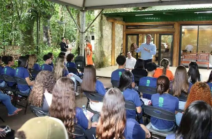 Projeto educacional em Paranhos prepara jovens para o exercício político consciente