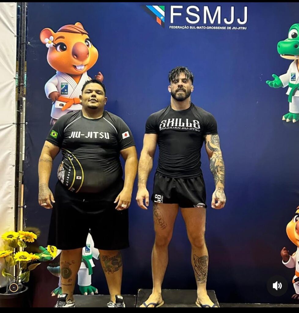 Lutador de Amambai conquista ouro e prata em competição estadual de Jiu-Jitsu em Campo Grande