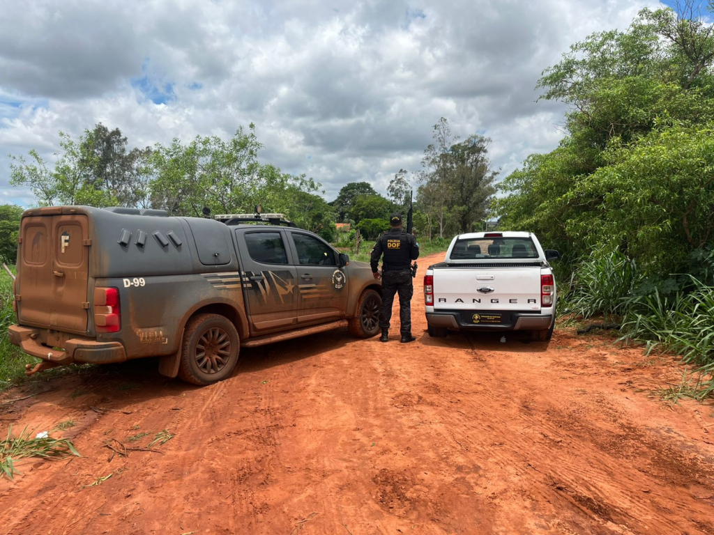 Caminhonete furtada em São Paulo é recuperada pelo DOF em Itaquiraí